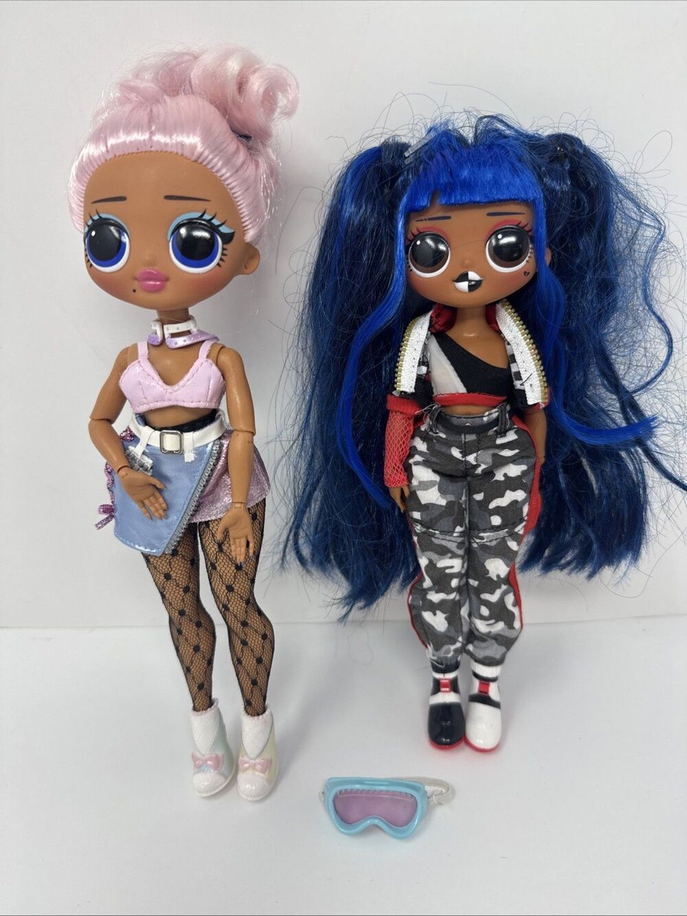 LOL OMG Amazing Surprise Doll Set - Downtown BB/ Uptown Girl with outfits